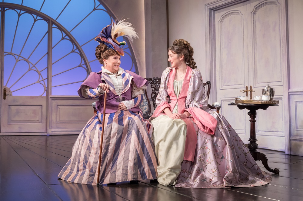 Lady Windermere's Fan, Vaudeville Theatre review - Wilde abandoned